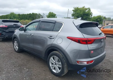 2018 Kia Sportage Lx z USA, uszkodzony, nr VIN KNDPMCAC9J7348224